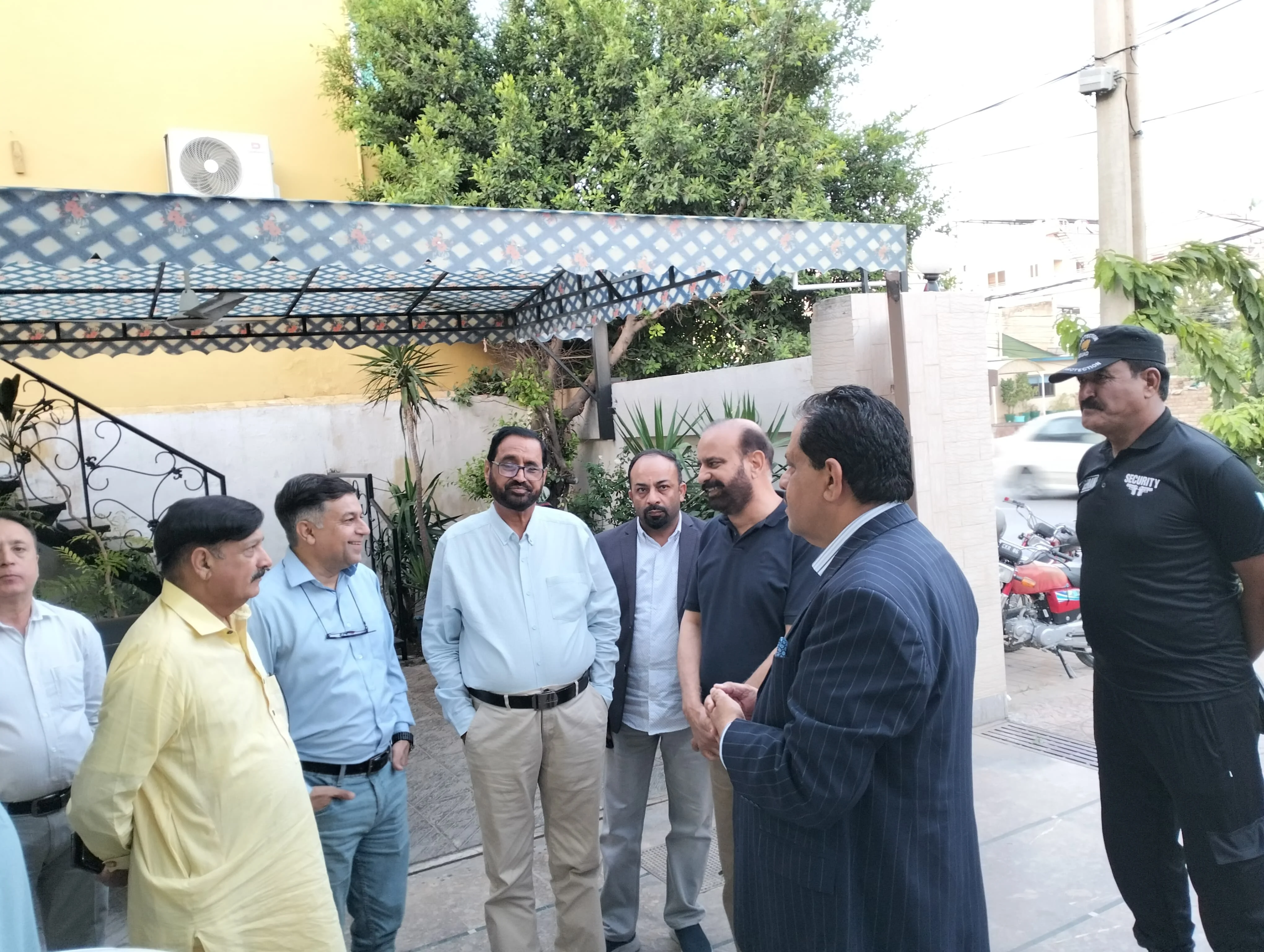 e977a1c1-d808-406b-a0d6-9e3a8f59a9fd.jpeg - Qureshi Manpower Bureau Trade Test Center & Overseas Staffing Gallery